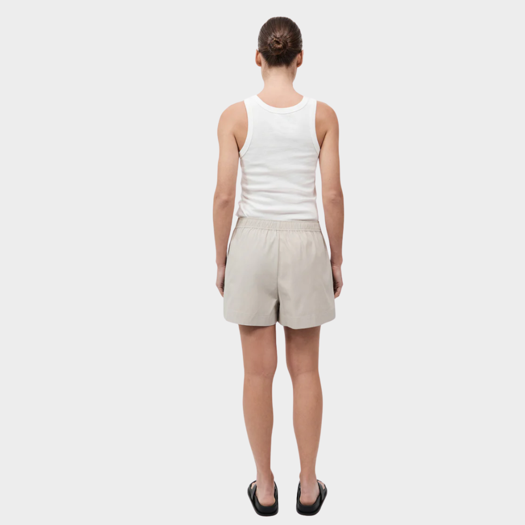 Relaxed Short