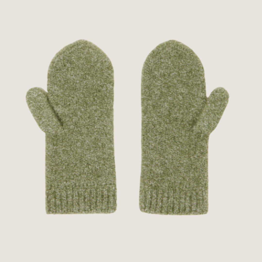 The Boucle Mittens Matcha