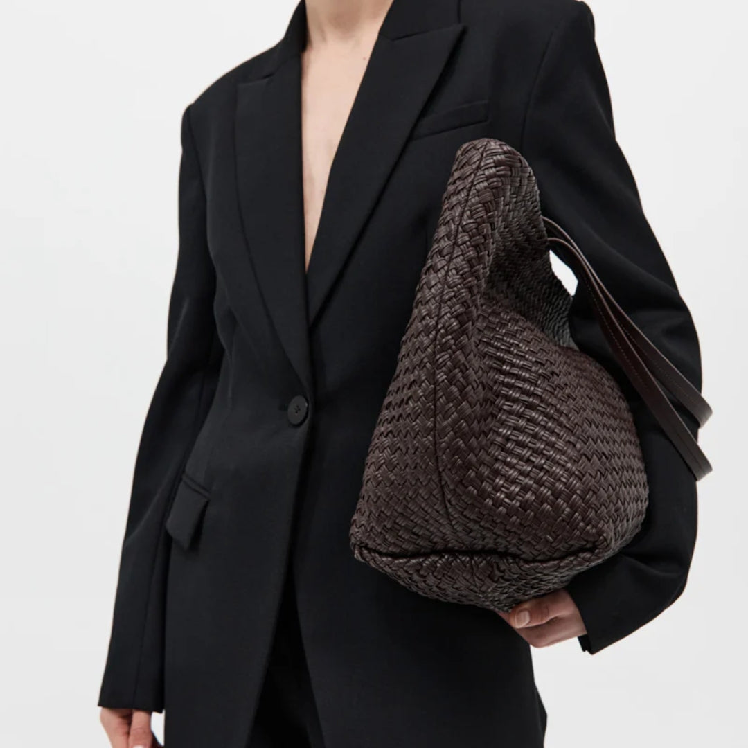 The Large Woven Trapeze