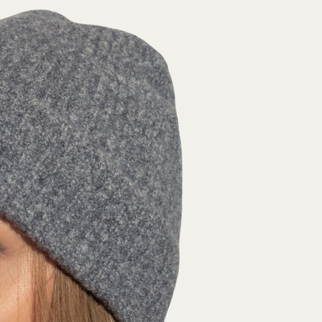 Cashmere Bouclé Beanie