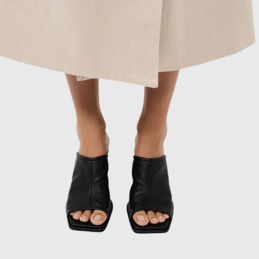 Leather Cylinder Heel