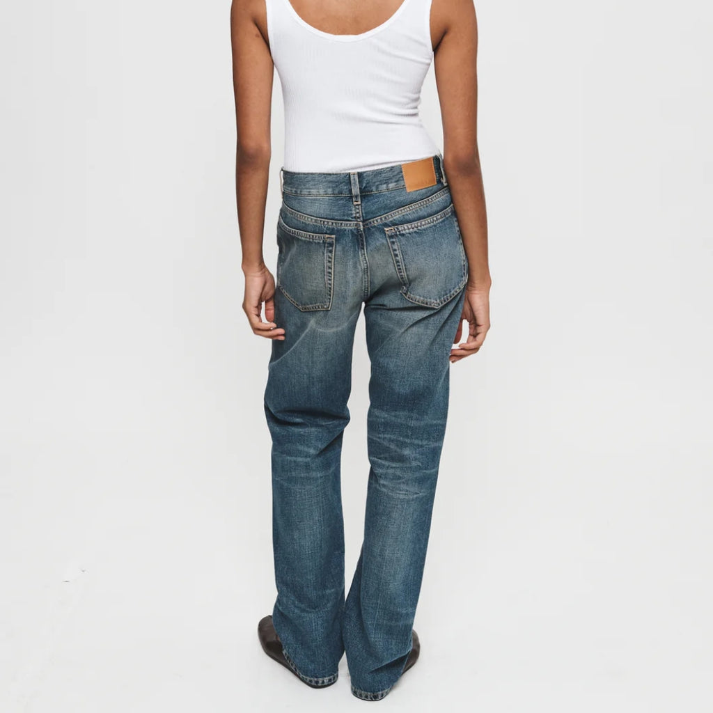 Relaxed Straight Jean