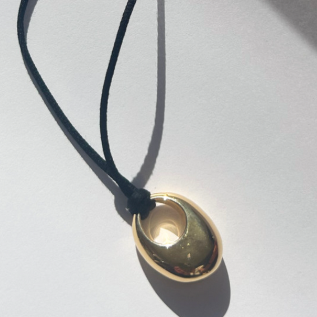 Gold Sloping Pendant Necklace