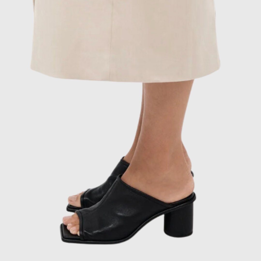 Leather Cylinder Heel
