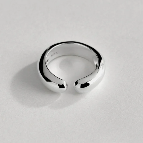 Ample Band Ring