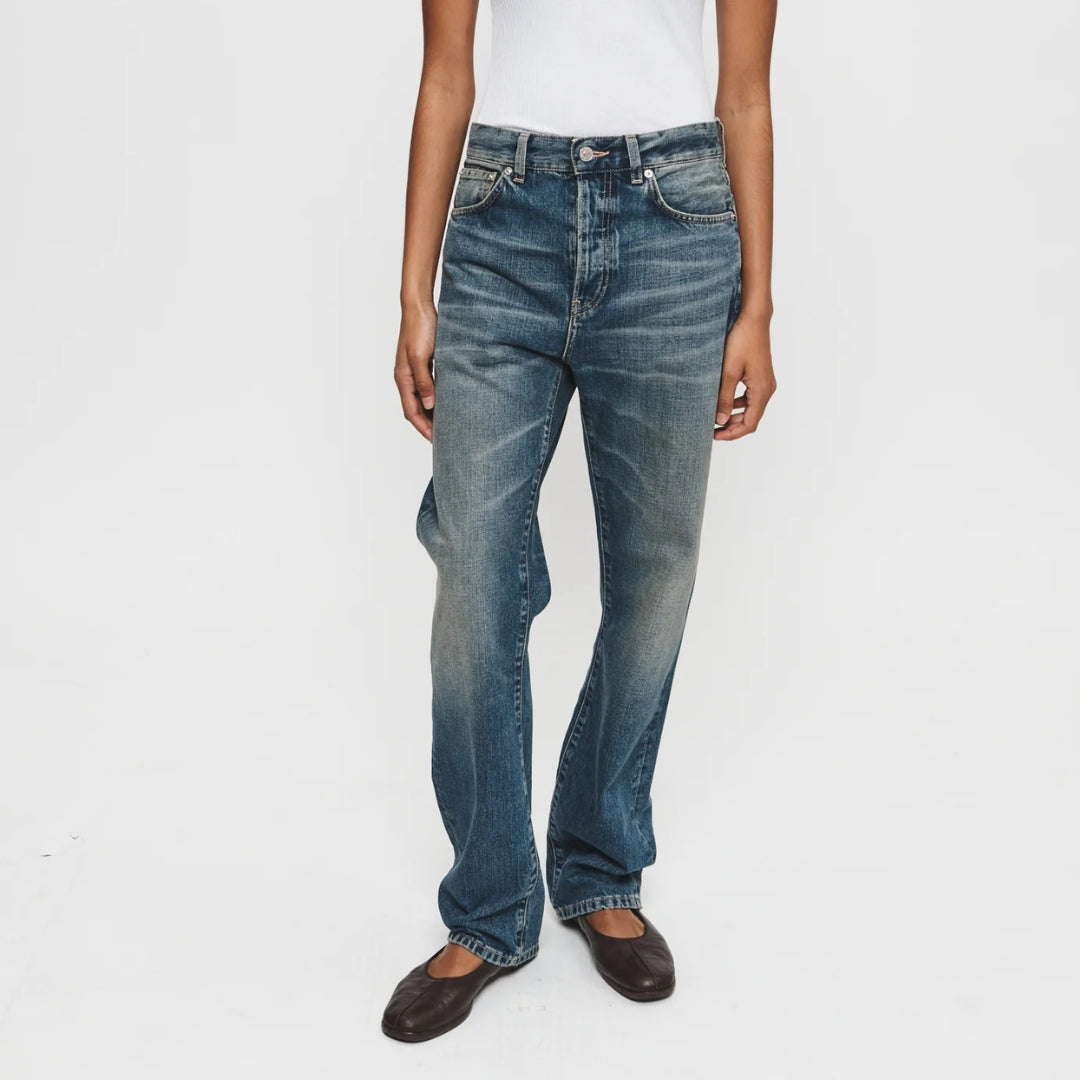Relaxed Straight Jean