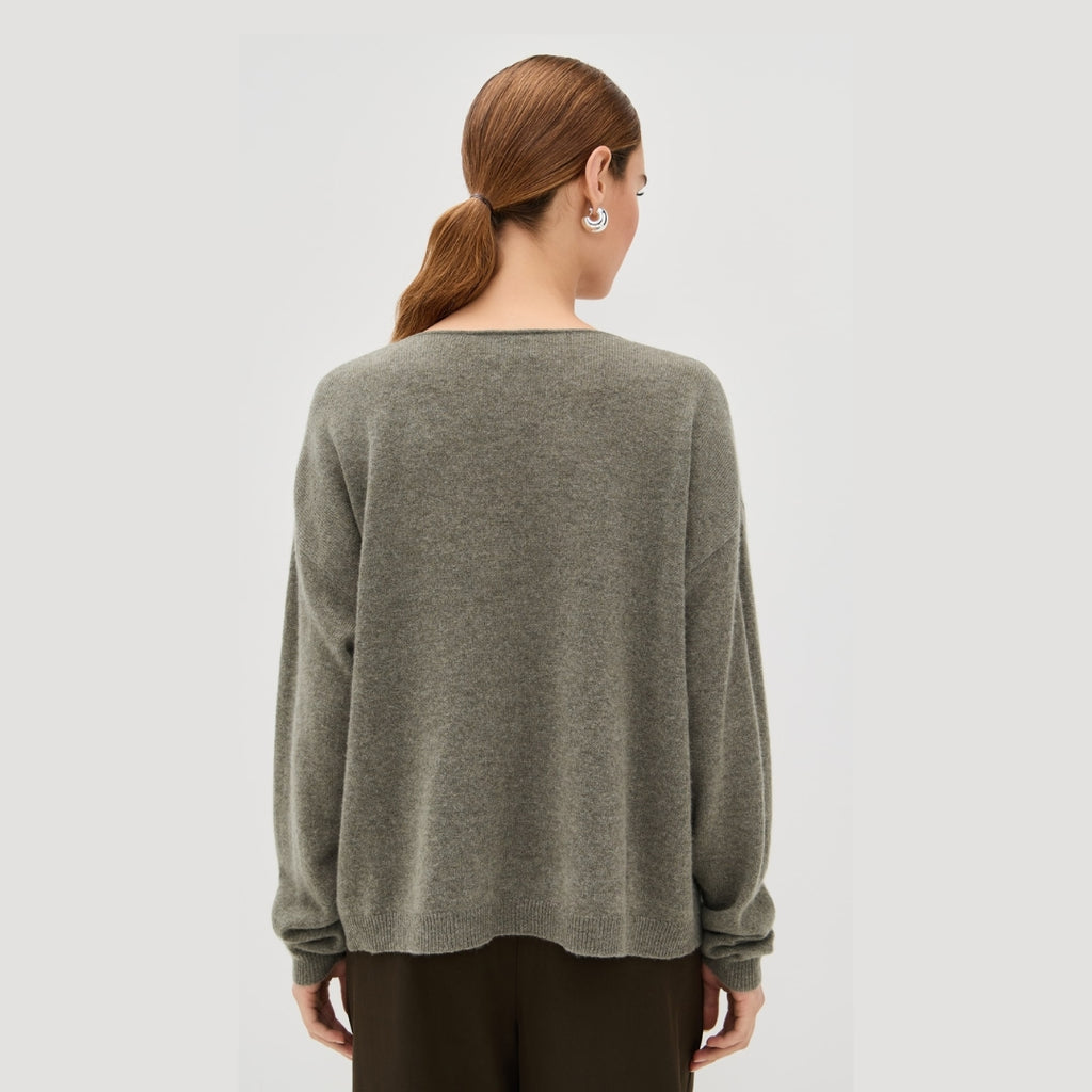 Tibet Cashmere V Neck