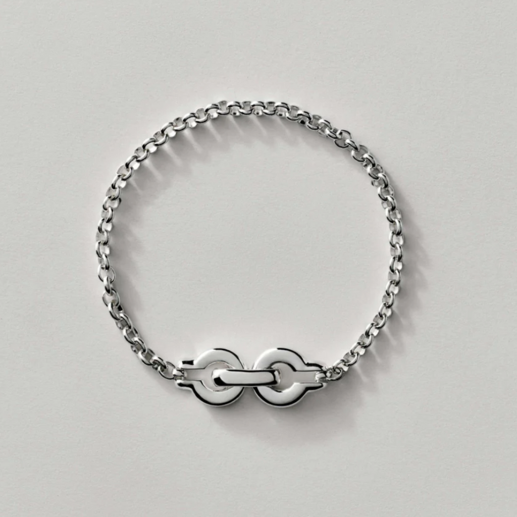 Ample Clasp Bracelet