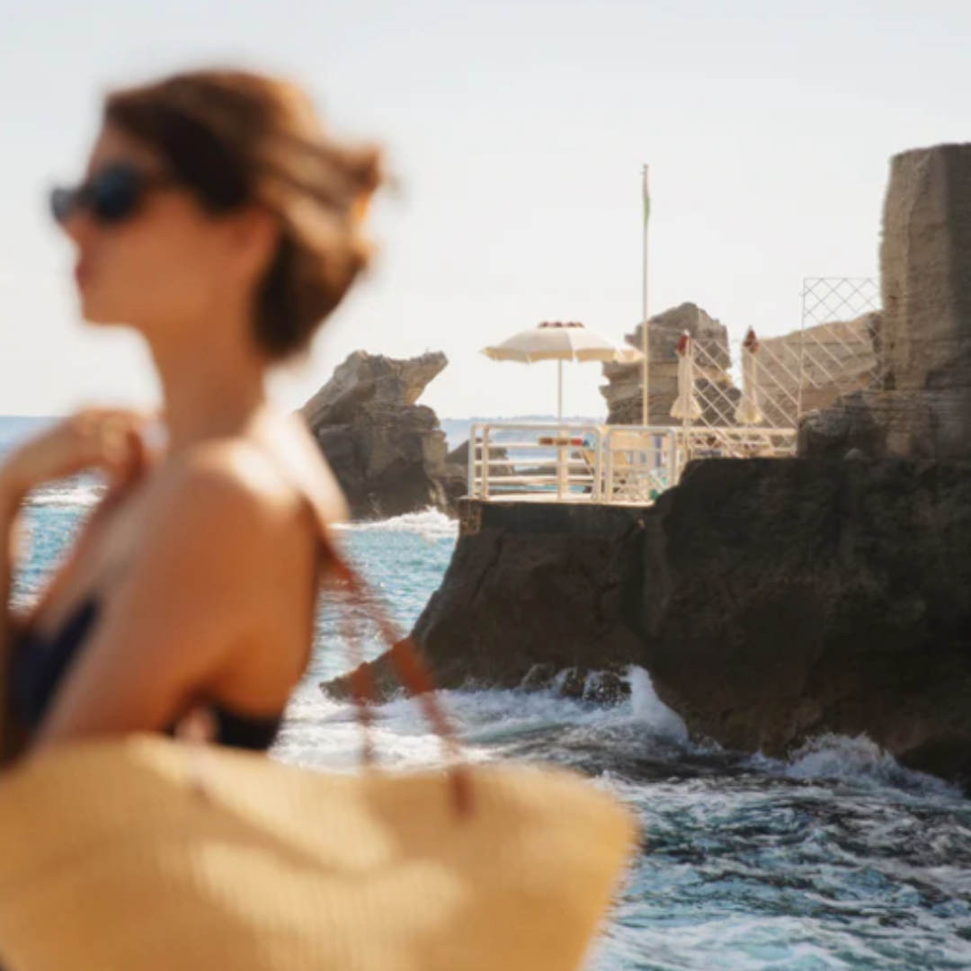 Sola Tote