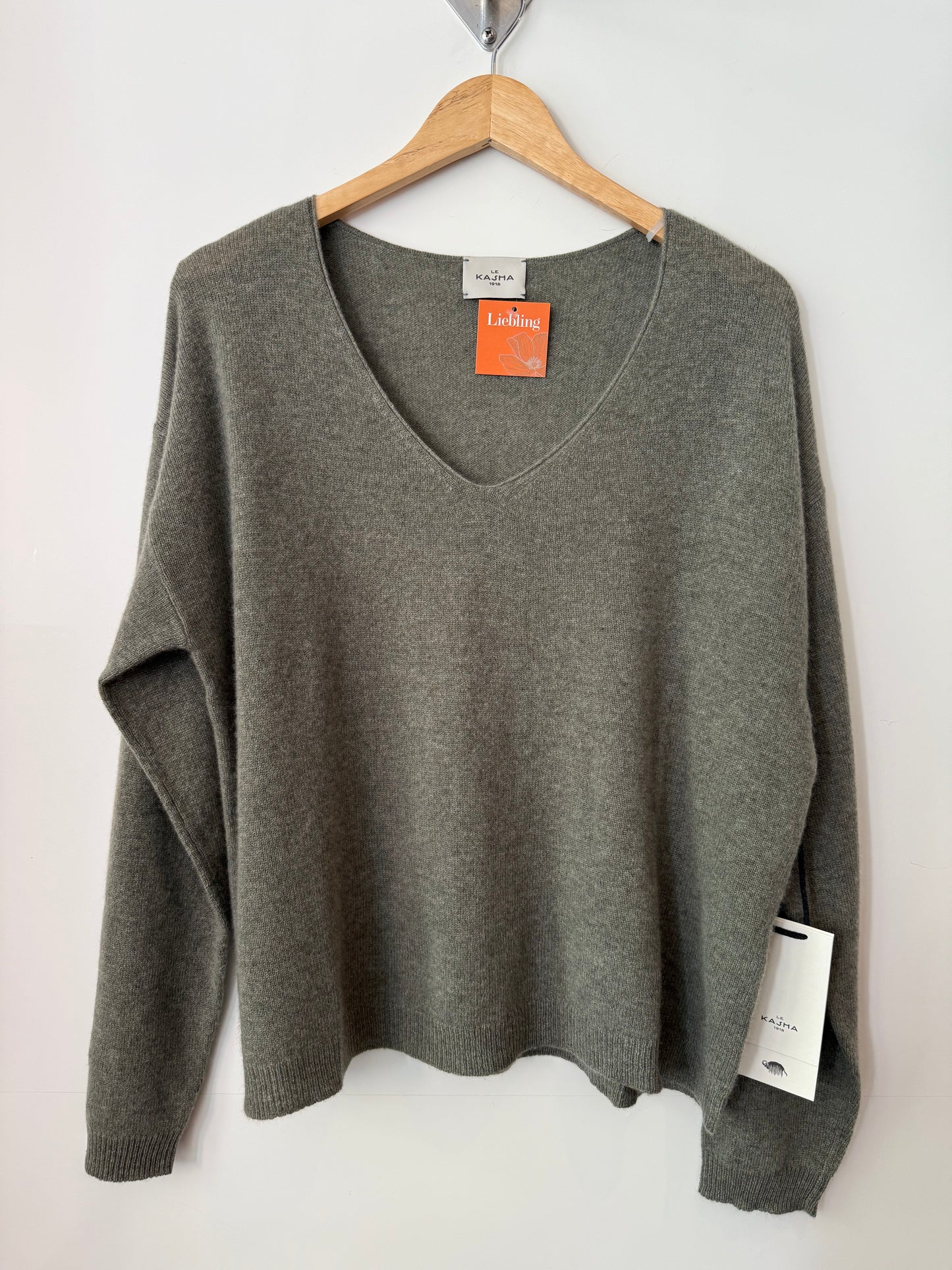 Tibet Cashmere V Neck
